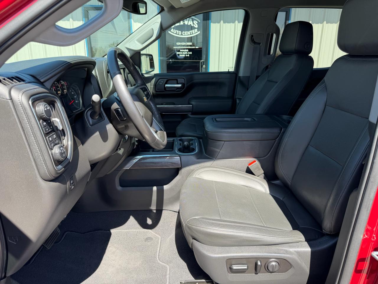 Chevrolet Silverado 1500 4WD Crew Cab 147" LTZ 2020