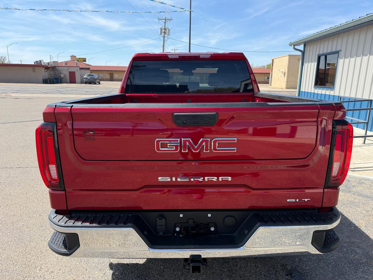 GMC Sierra 1500 4WD Crew Cab 147" SLT 2024