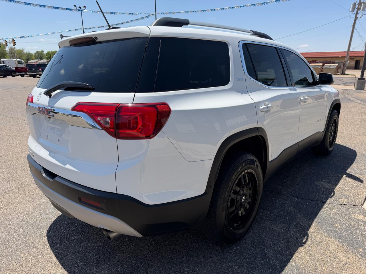 GMC Acadia FWD 4dr SLT w/SLT-1 2019