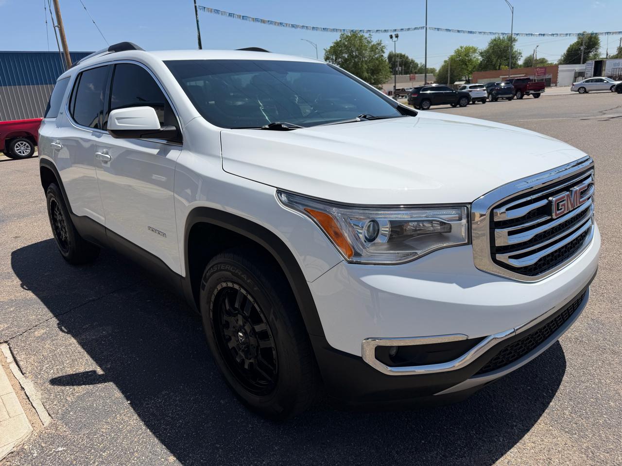 GMC Acadia FWD 4dr SLT w/SLT-1 2019