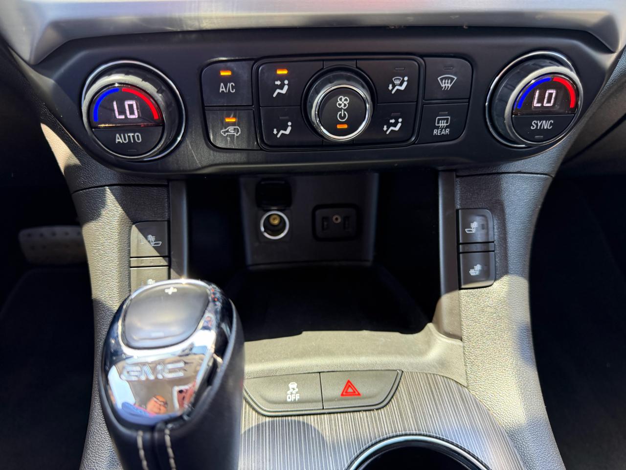 GMC Acadia FWD 4dr SLT w/SLT-1 2019