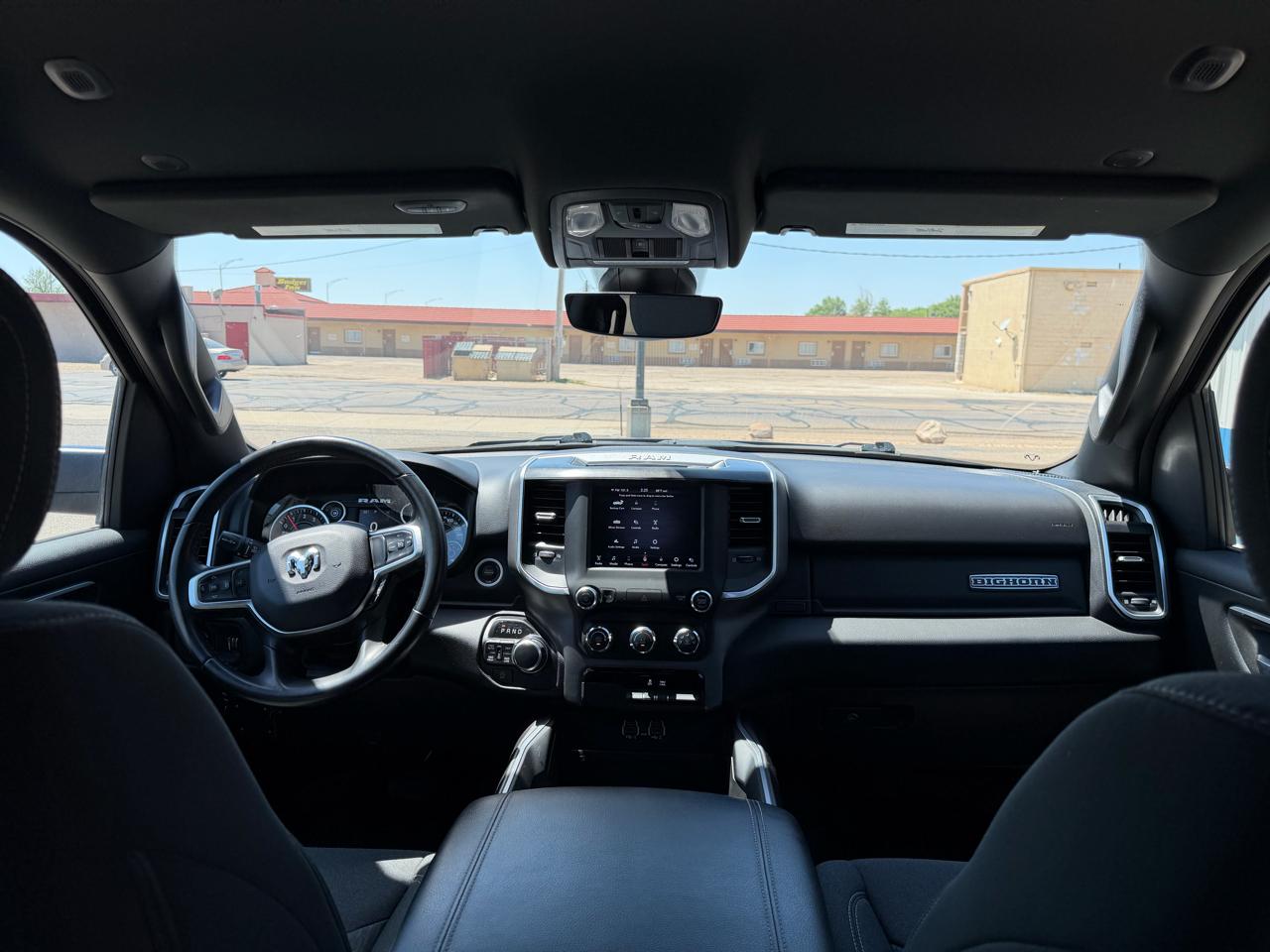 RAM 1500 Big Horn 4x4 Crew Cab 5'7" Box 2021