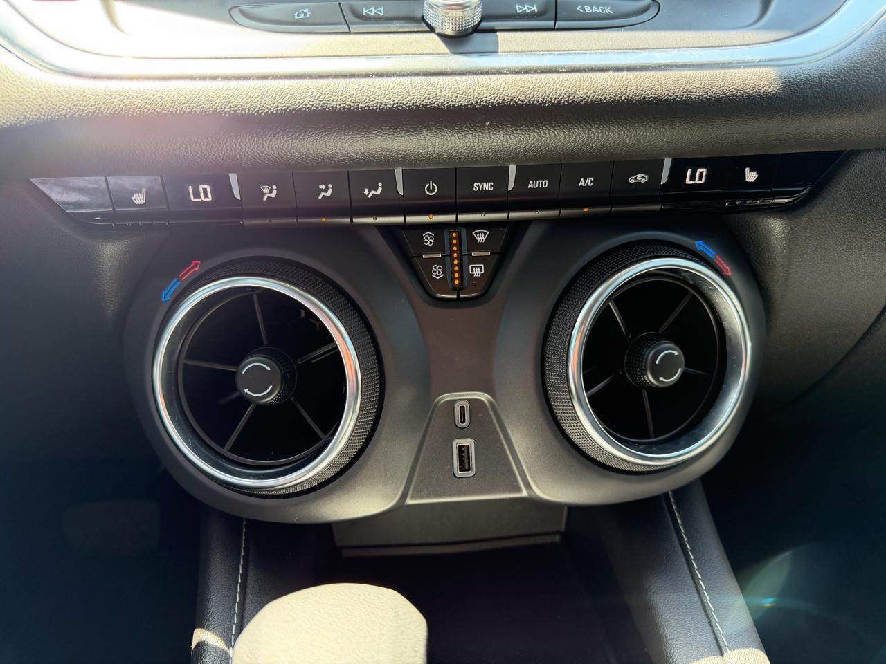 Chevrolet Blazer AWD 4dr LT w/2LT 2025