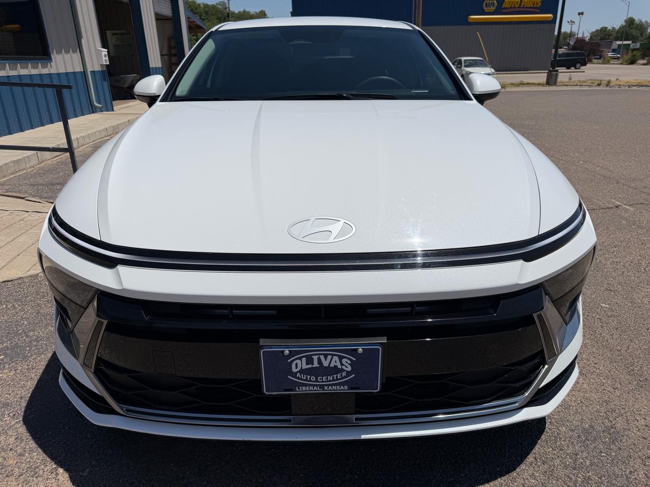 Hyundai Sonata SEL FWD 2025