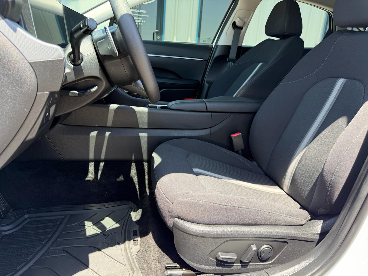 Hyundai Sonata SEL FWD 2025