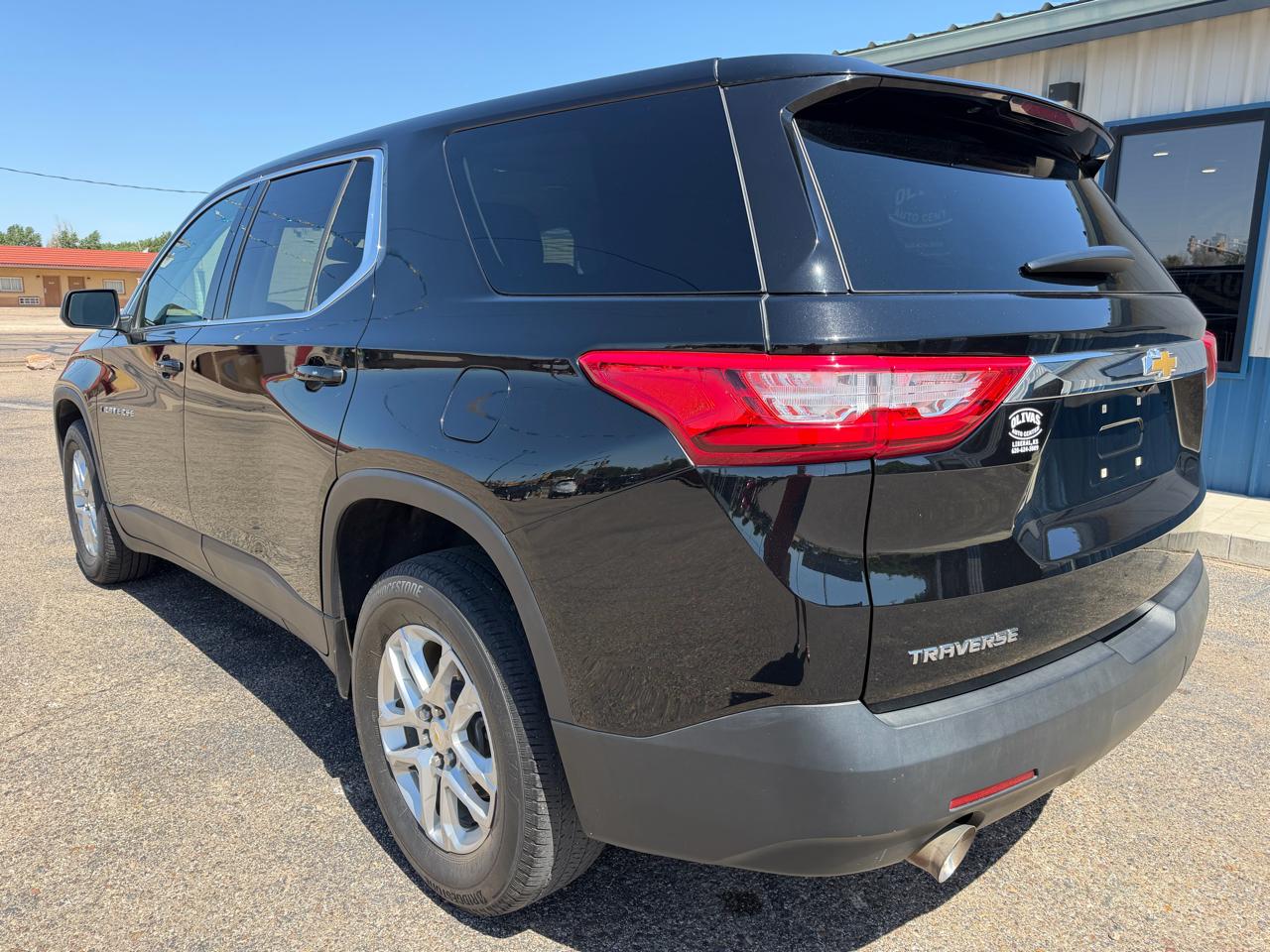 Chevrolet Traverse FWD 4dr LS w/1LS 2021