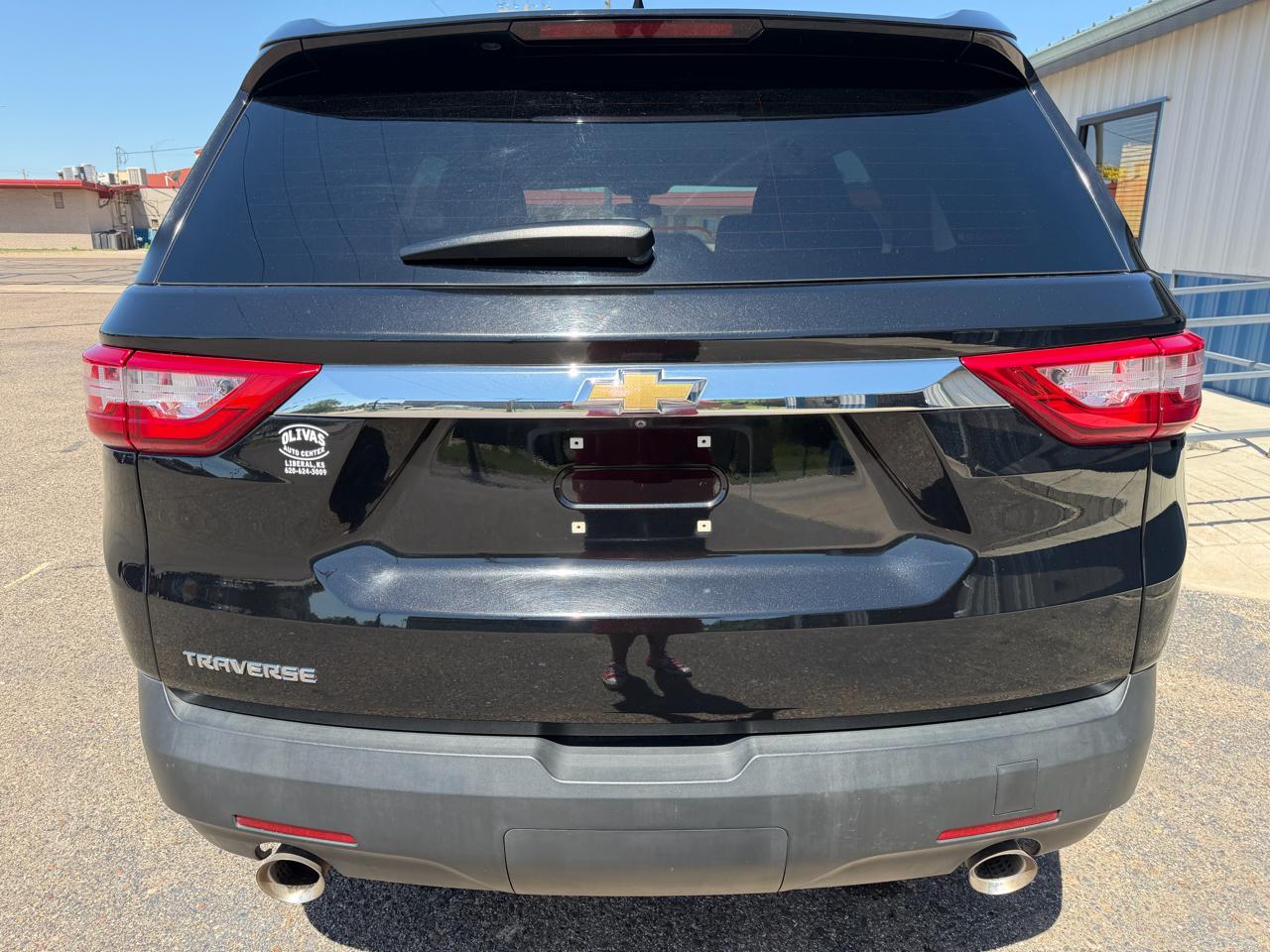 Chevrolet Traverse FWD 4dr LS w/1LS 2021