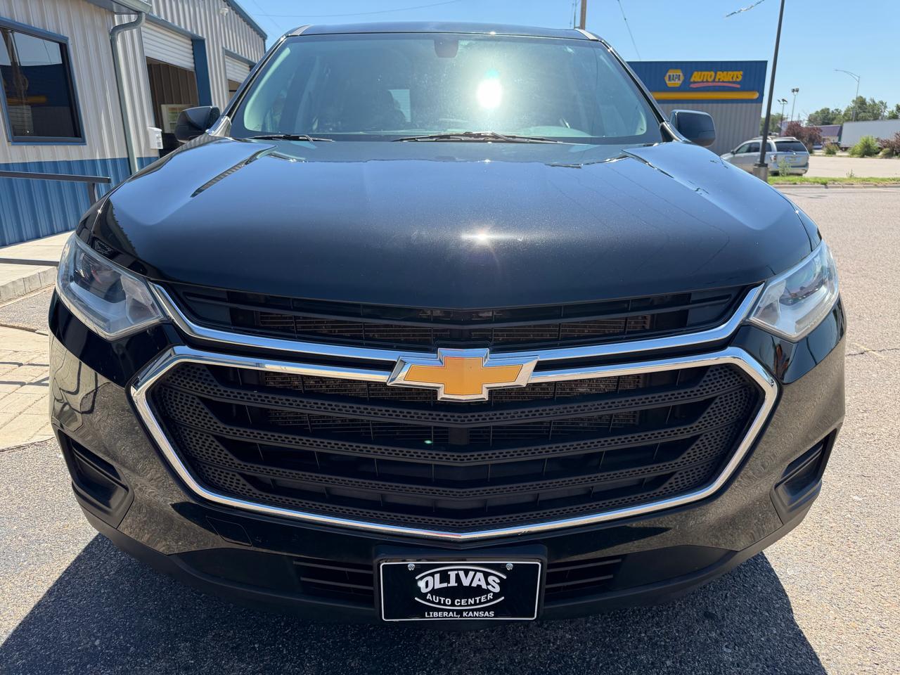 Chevrolet Traverse FWD 4dr LS w/1LS 2021
