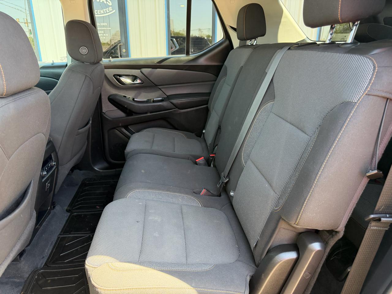Chevrolet Traverse FWD 4dr LS w/1LS 2021