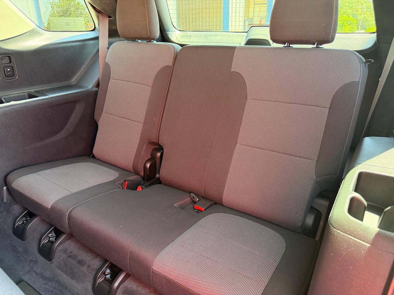 Chevrolet Traverse FWD 4dr LS w/1LS 2021
