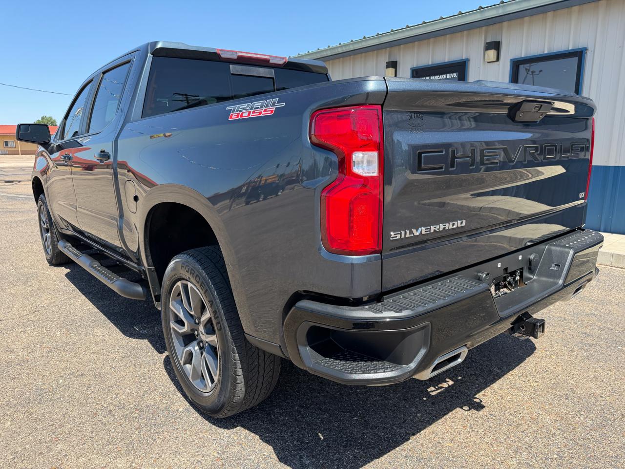 Chevrolet Silverado 1500 4WD Crew Cab 147" LT Trail Boss 2020