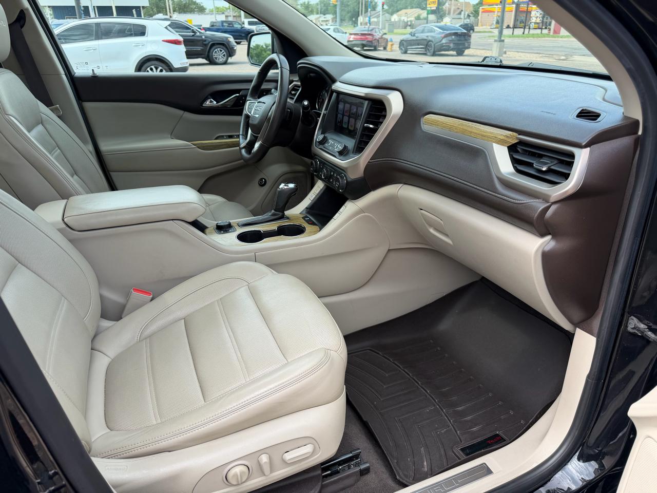 GMC Acadia AWD 4dr Denali 2018