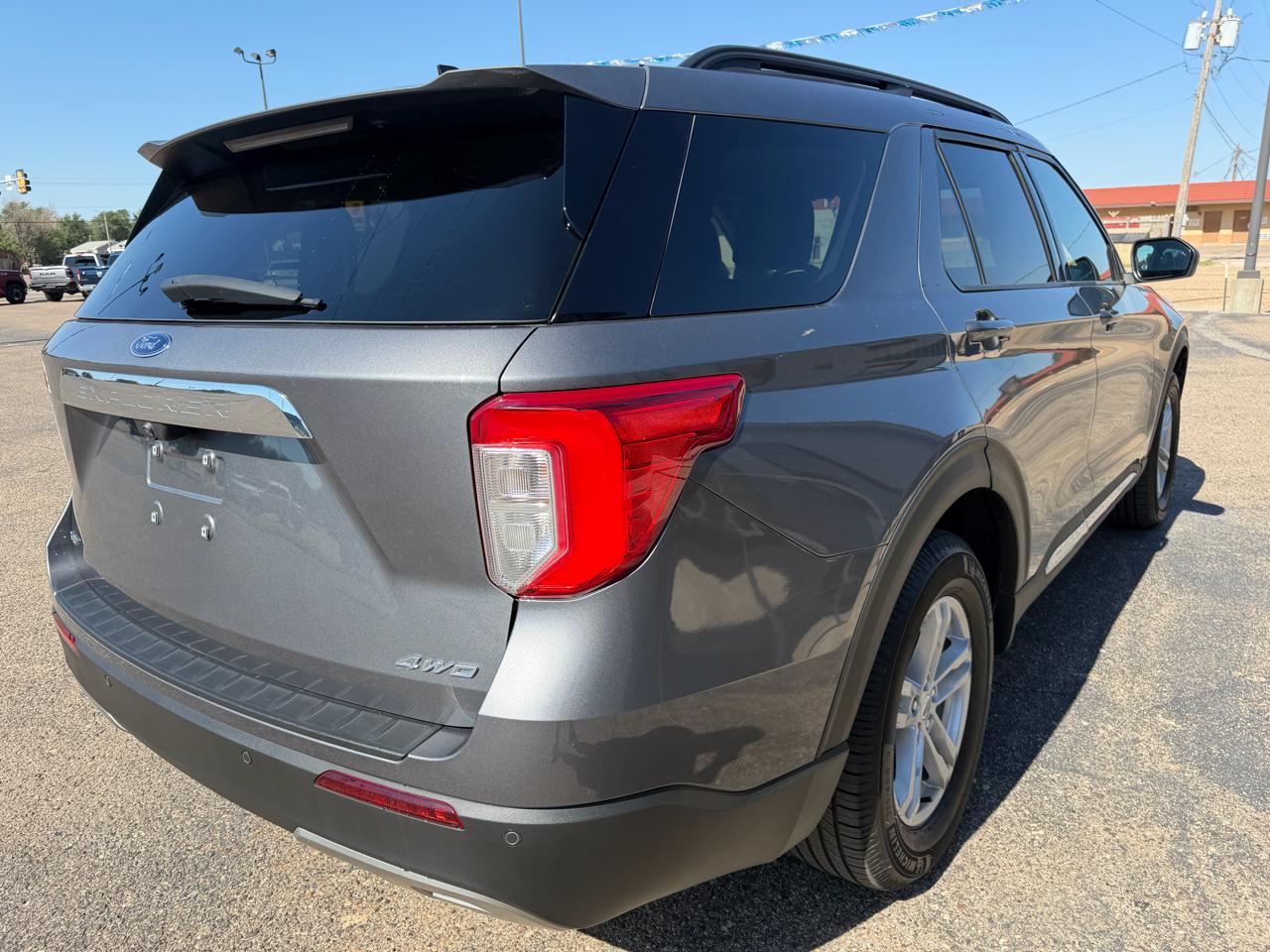Ford Explorer 4dr 112" WB XLT AWD 2021