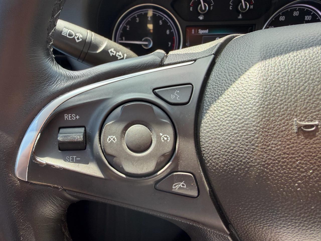 Buick Enclave FWD 4dr Essence 2018