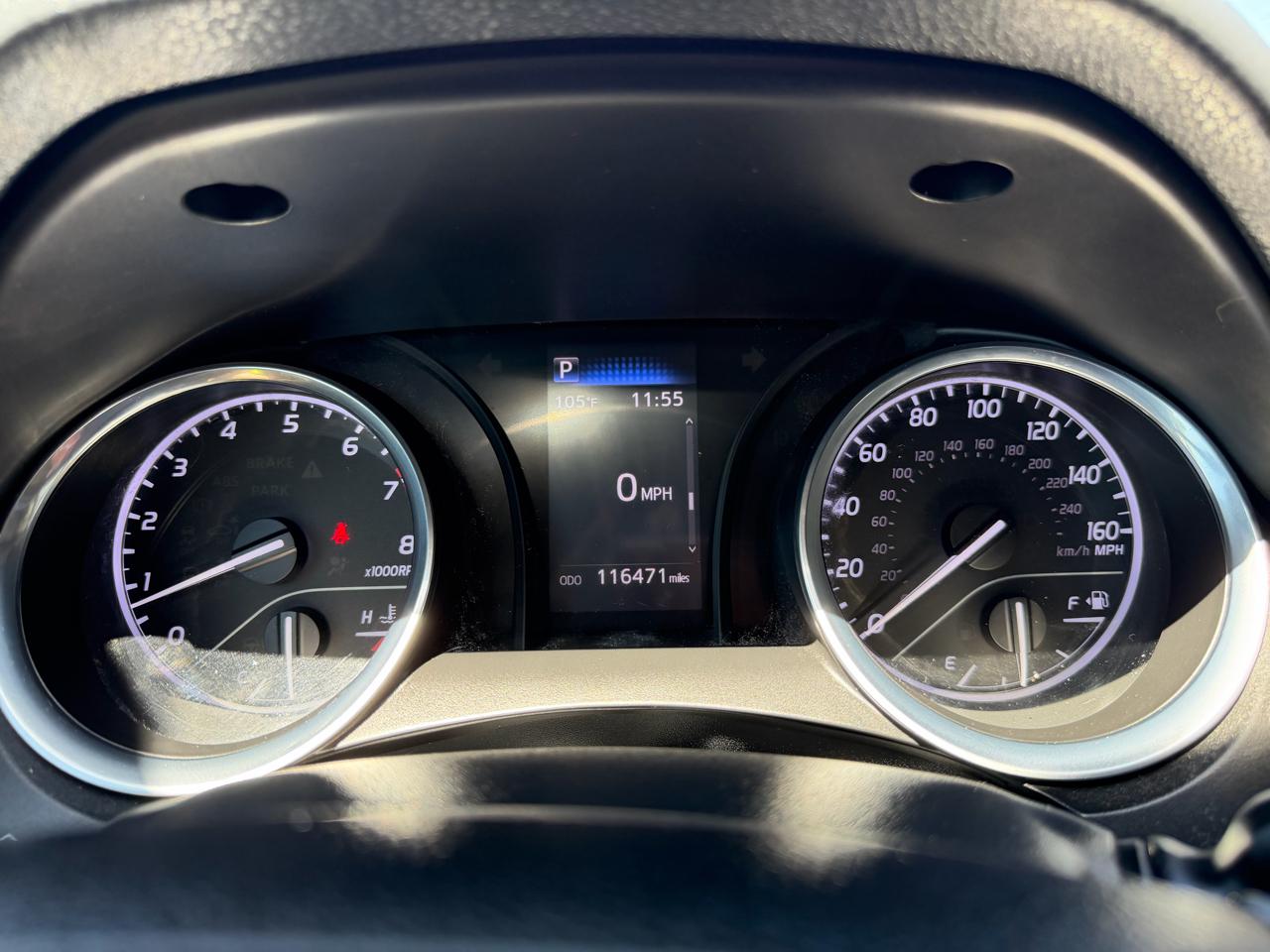 Toyota Camry SE Auto (Natl) 2020
