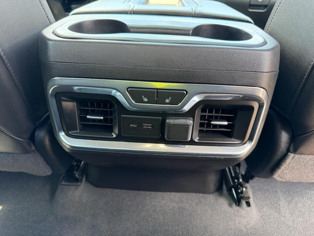 GMC Sierra 1500 4WD Crew Cab 147" SLT 2020
