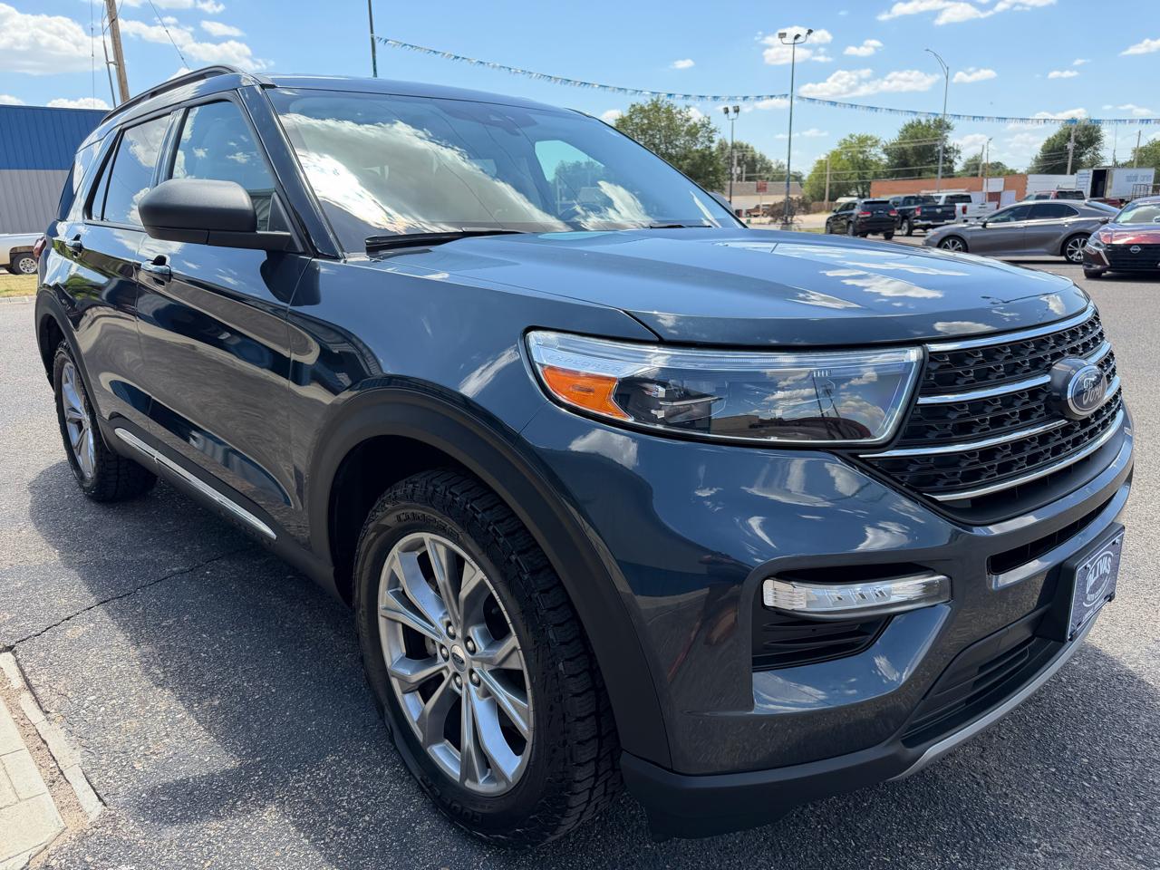 Ford Explorer XLT 4WD 2022