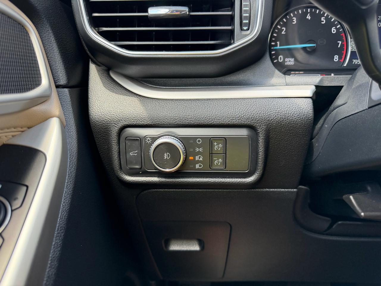 Ford Explorer XLT 4WD 2022