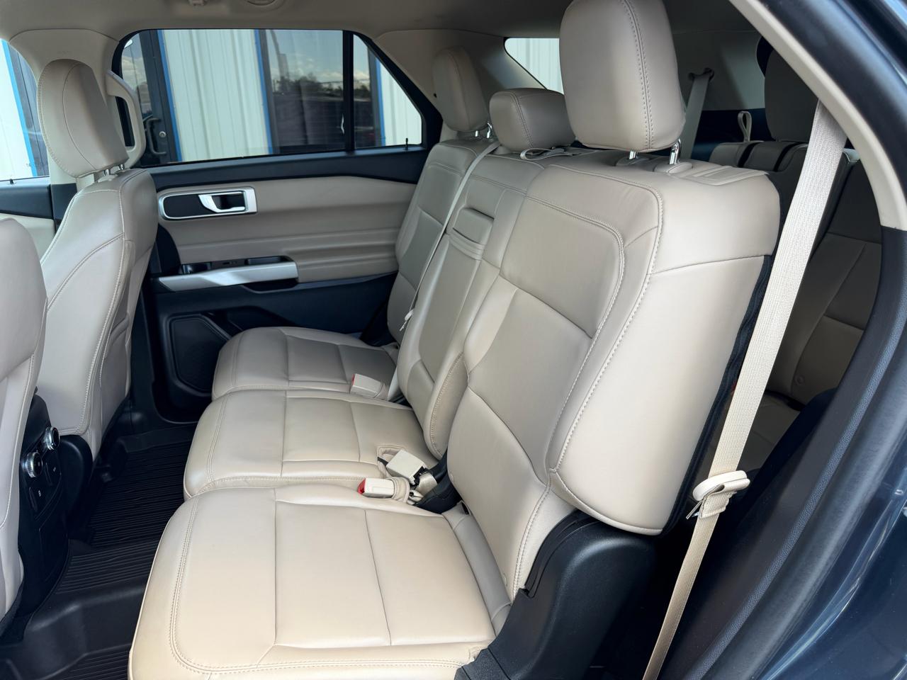 Ford Explorer XLT 4WD 2022