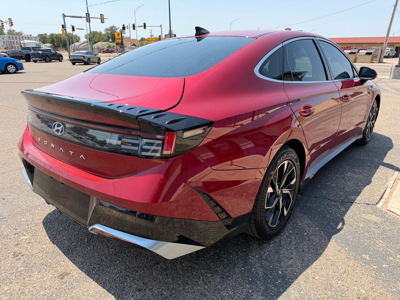 Hyundai Sonata SEL FWD 2025