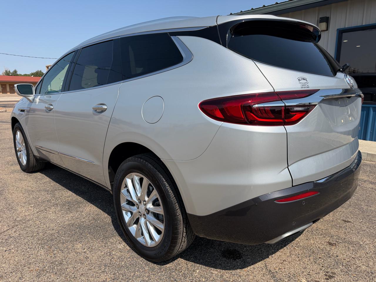 Buick Enclave FWD 4dr Essence 2019