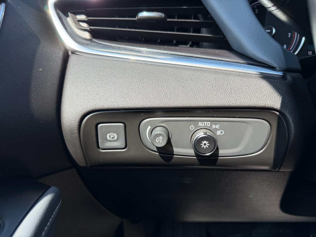 Buick Enclave FWD 4dr Essence 2019