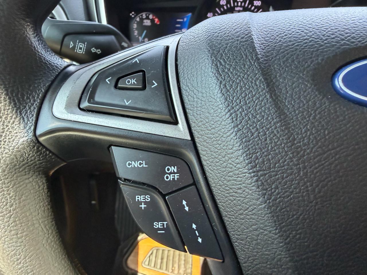 Ford Fusion S FWD 2020