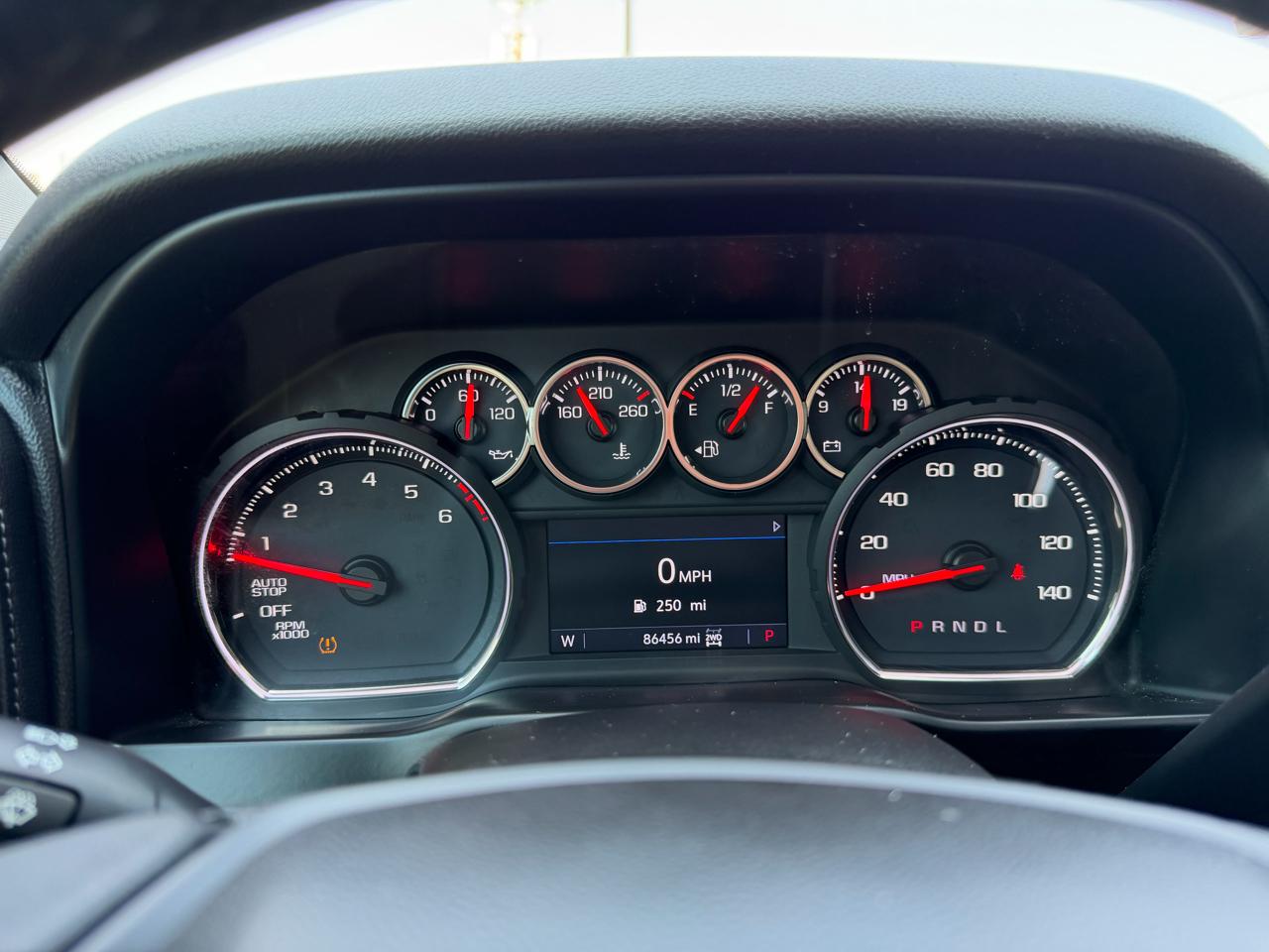 Chevrolet Silverado 1500 4WD Crew Cab 147" LT Trail Boss 2019