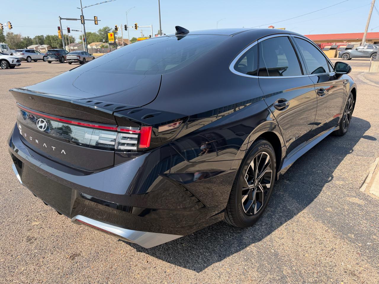 Hyundai Sonata SEL FWD 2025