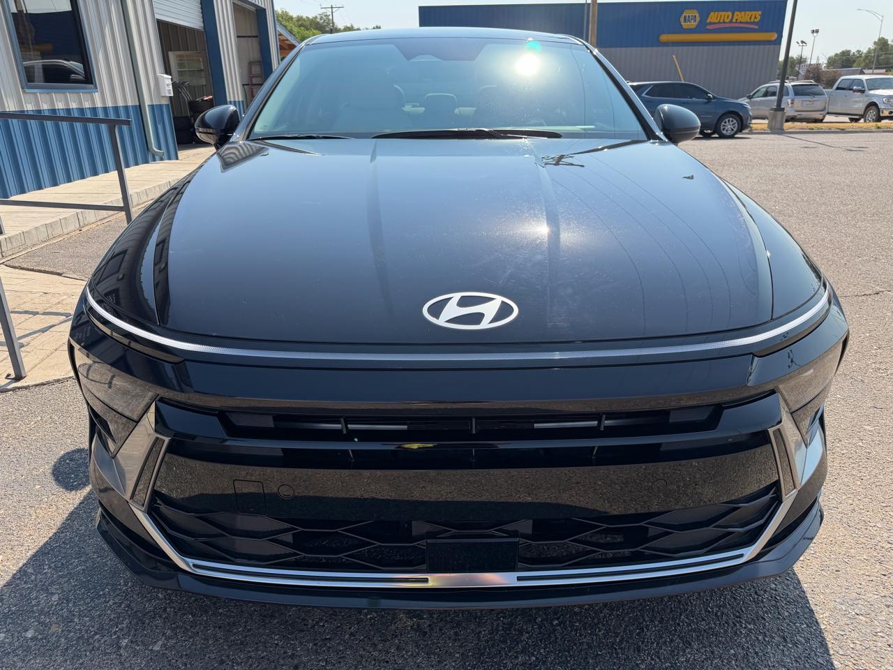 Hyundai Sonata SEL FWD 2025