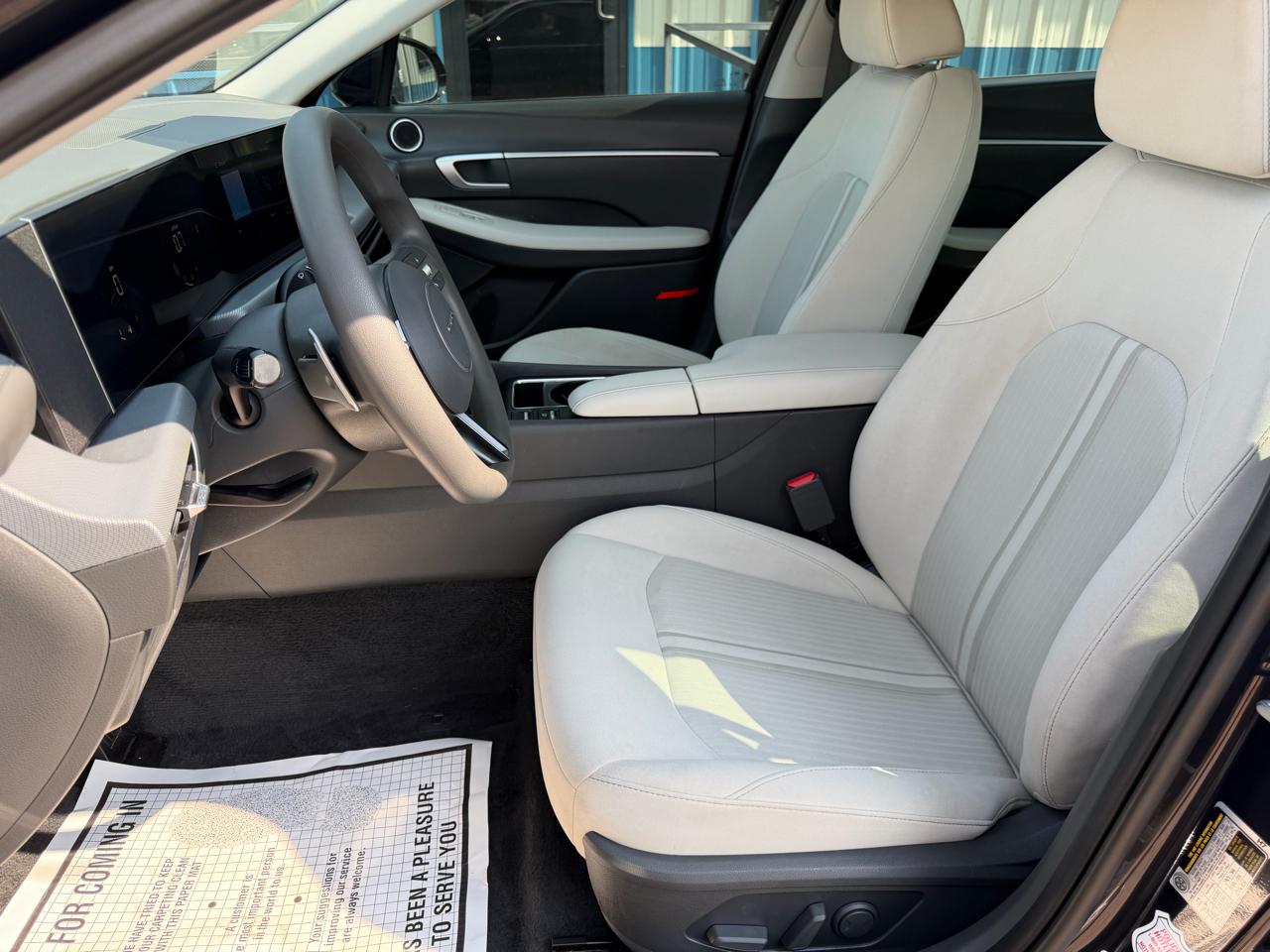 Hyundai Sonata SEL FWD 2025