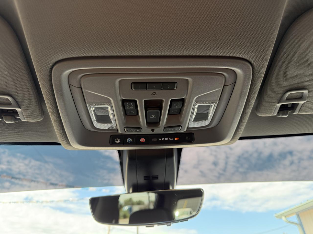 GMC Sierra 2500HD 4WD Crew Cab 159" Denali 2022