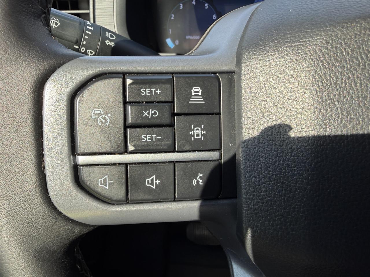 Ford F-150 XLT 4WD SuperCrew 5.5' Box 2025