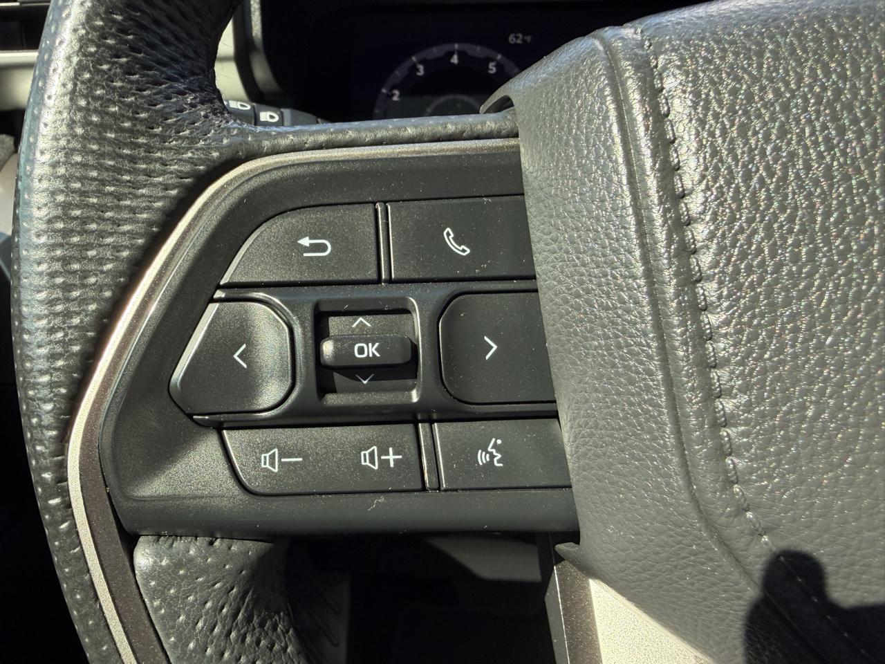 Toyota Tacoma 4WD TRD Off Road Double Cab 5' Bed MT (Natl) 2025