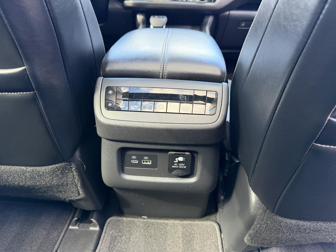 Nissan Pathfinder Platinum 4WD 2022