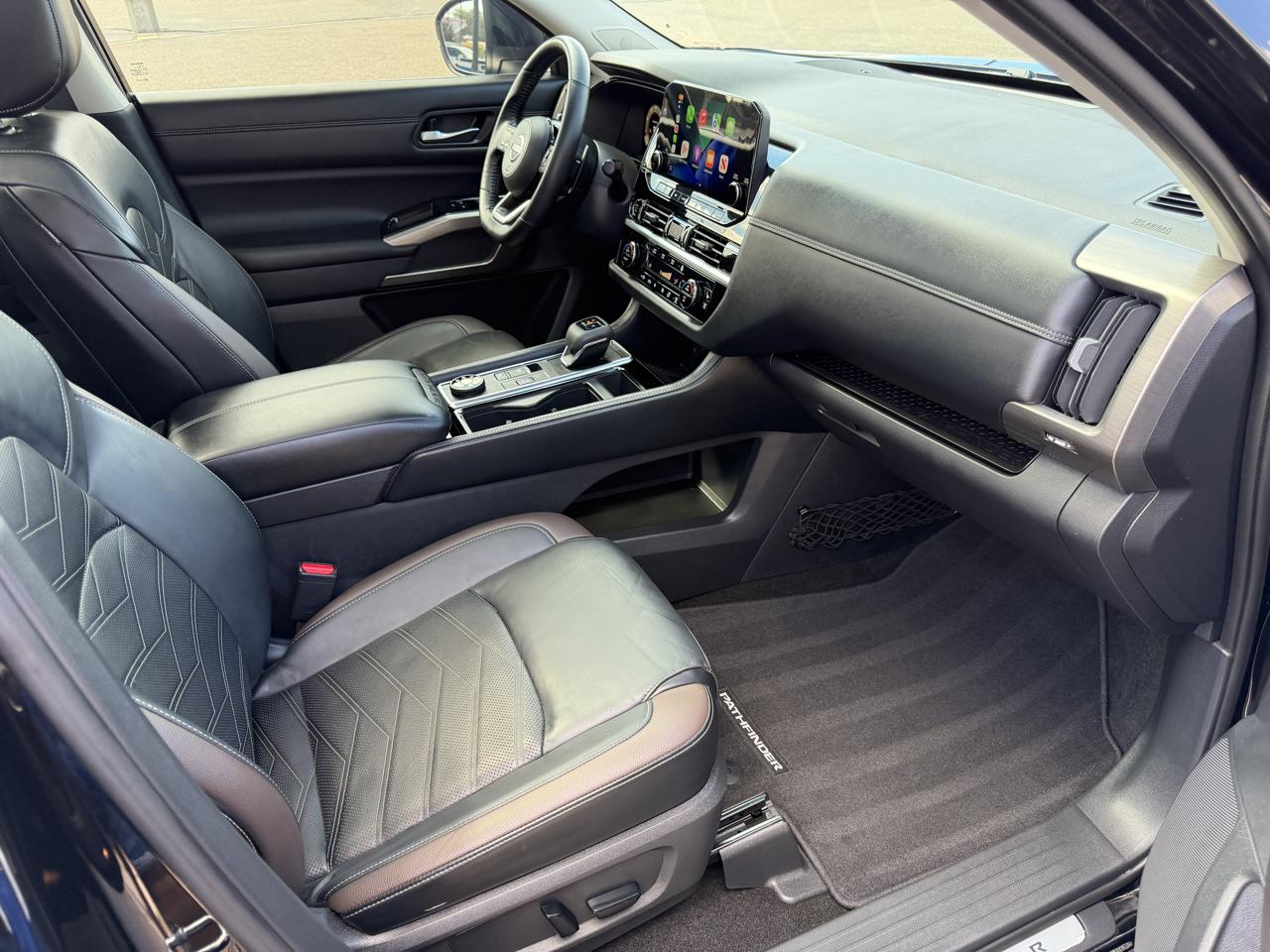 Nissan Pathfinder Platinum 4WD 2022