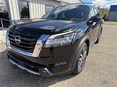 2022 Nissan Pathfinder 