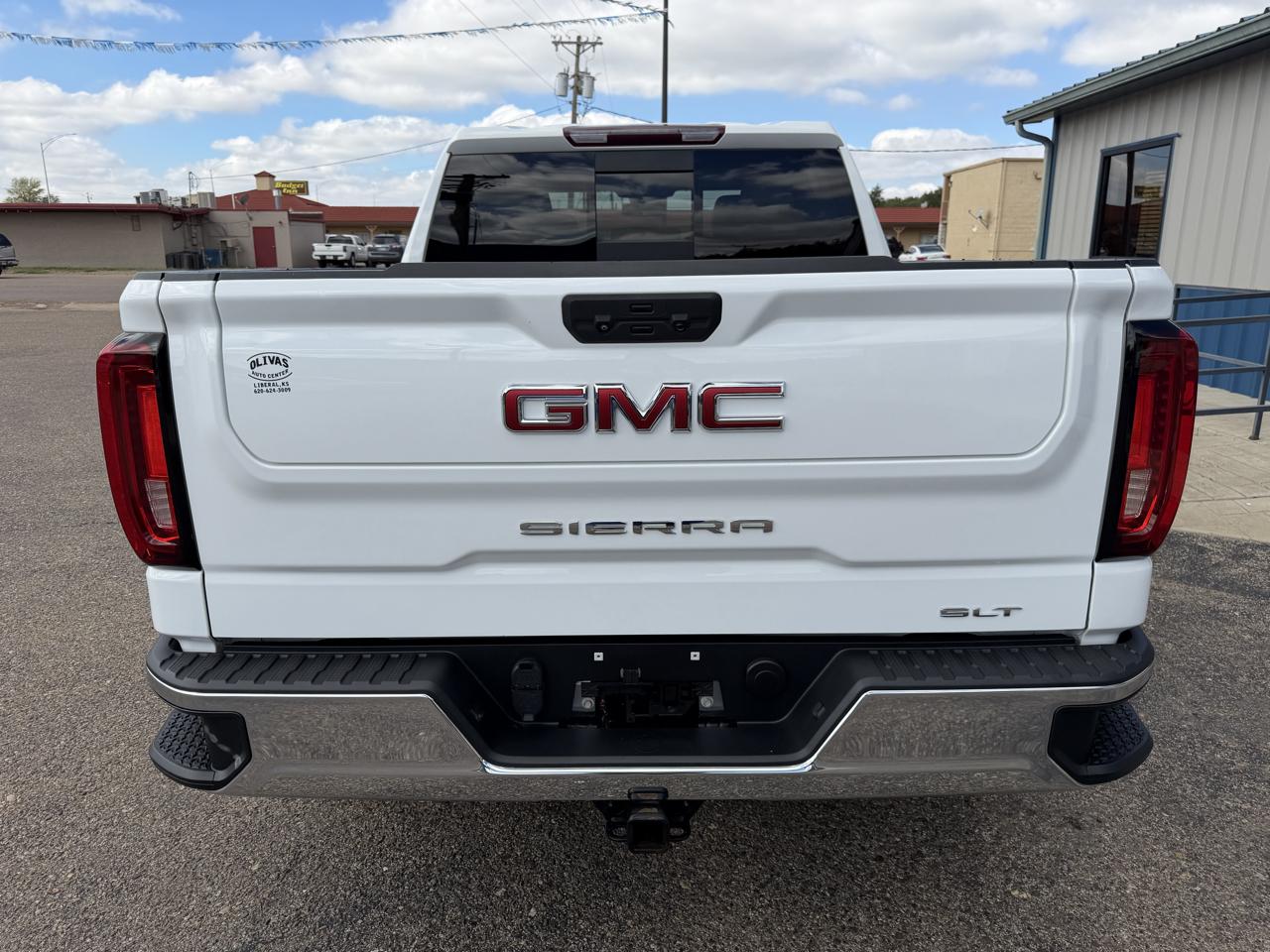 GMC Sierra 1500 4WD Crew Cab 147" SLT 2022
