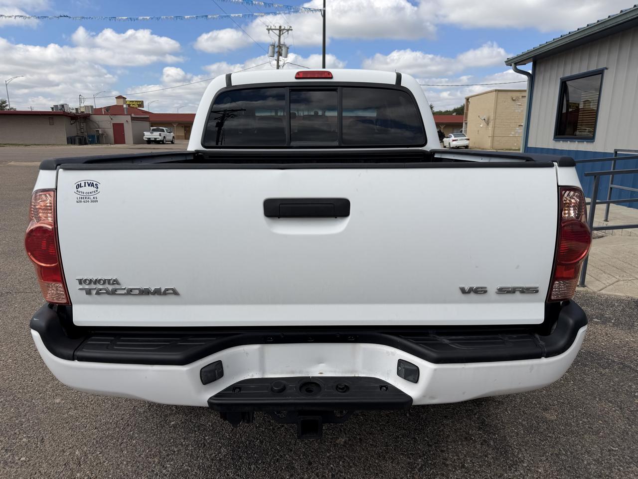 Toyota Tacoma Double 128" Manual 4WD (Natl) 2006