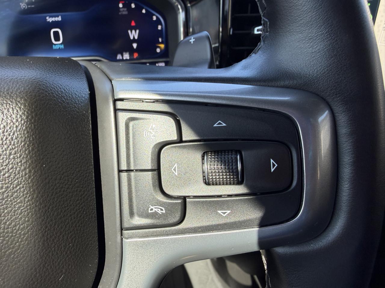 Chevrolet Silverado 1500 4WD Crew Cab 147" RST 2024