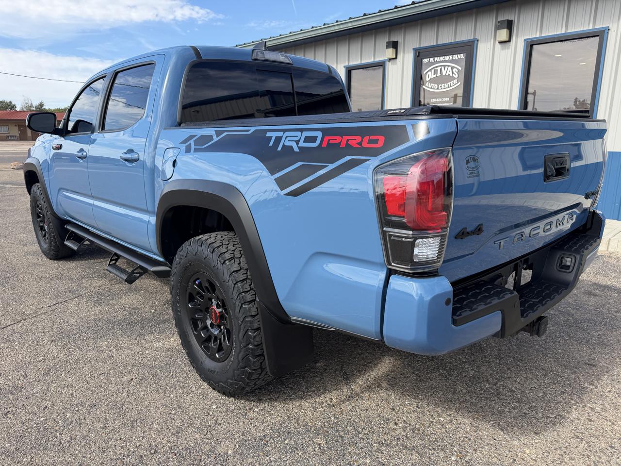 Toyota Tacoma TRD Off Road Double Cab 5' Bed V6 4x4 MT (Natl) 2018