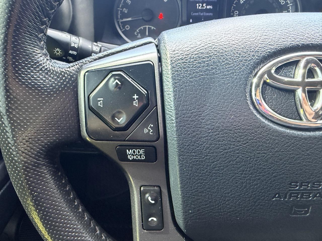 Toyota Tacoma TRD Off Road Double Cab 5' Bed V6 4x4 MT (Natl) 2018