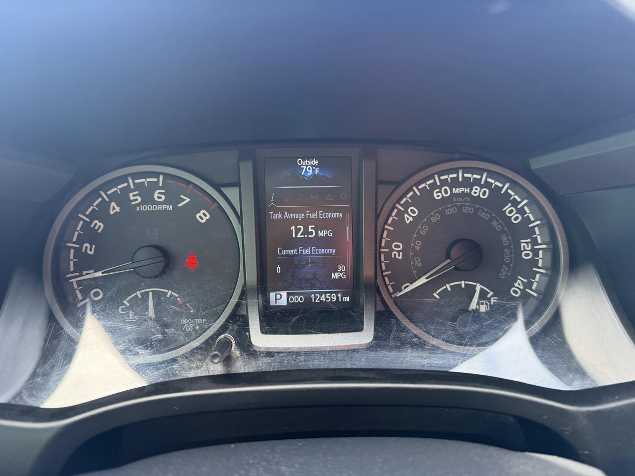 Toyota Tacoma TRD Off Road Double Cab 5' Bed V6 4x4 MT (Natl) 2018