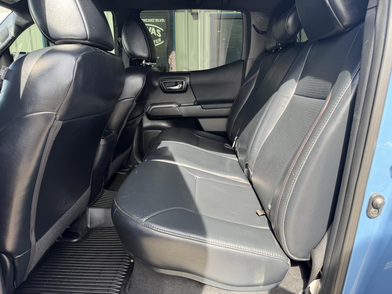 Toyota Tacoma TRD Off Road Double Cab 5' Bed V6 4x4 MT (Natl) 2018