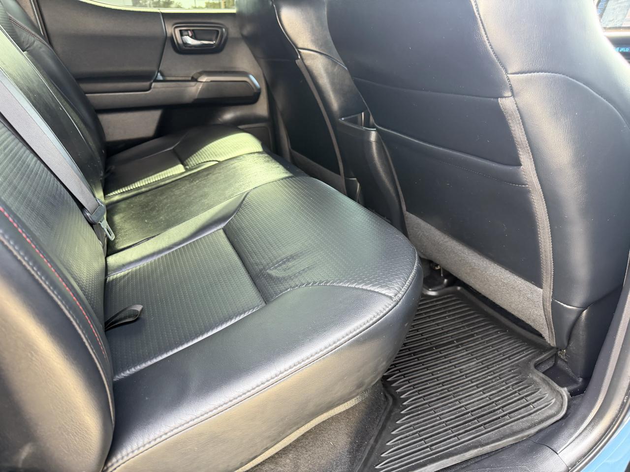 Toyota Tacoma TRD Off Road Double Cab 5' Bed V6 4x4 MT (Natl) 2018