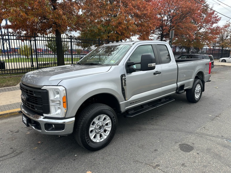2023 Ford F-350 SD XL SuperCab 4WD