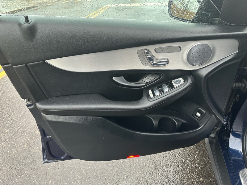 Mercedes-Benz GLC-Class GLC300 4MATIC 2017