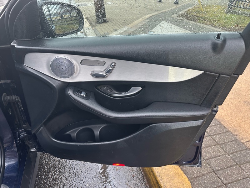 Mercedes-Benz GLC-Class GLC300 4MATIC 2017