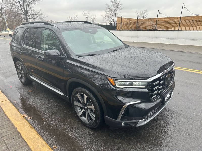 Honda Pilot Elite AWD 2023