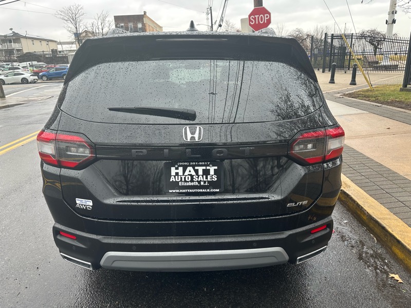 Honda Pilot Elite AWD 2023